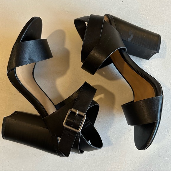 Heart In D Black Ankle Wrap Block Heeled Sandals Size 8.5 - Picture 10 of 13